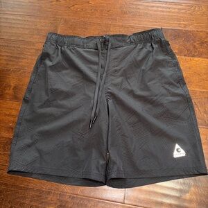 Gerry Men’s Large Gray Athletic Swim Shorts Trunks Resortcore Utility Beach